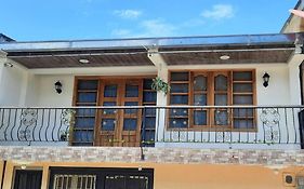 Cómoda casa en sector tranquilo, cerca al parque, casa agradable para disfrutar con familia y amigos de una estadía y vivir la mejor experiencia en el paraíso hídrico de Caldas